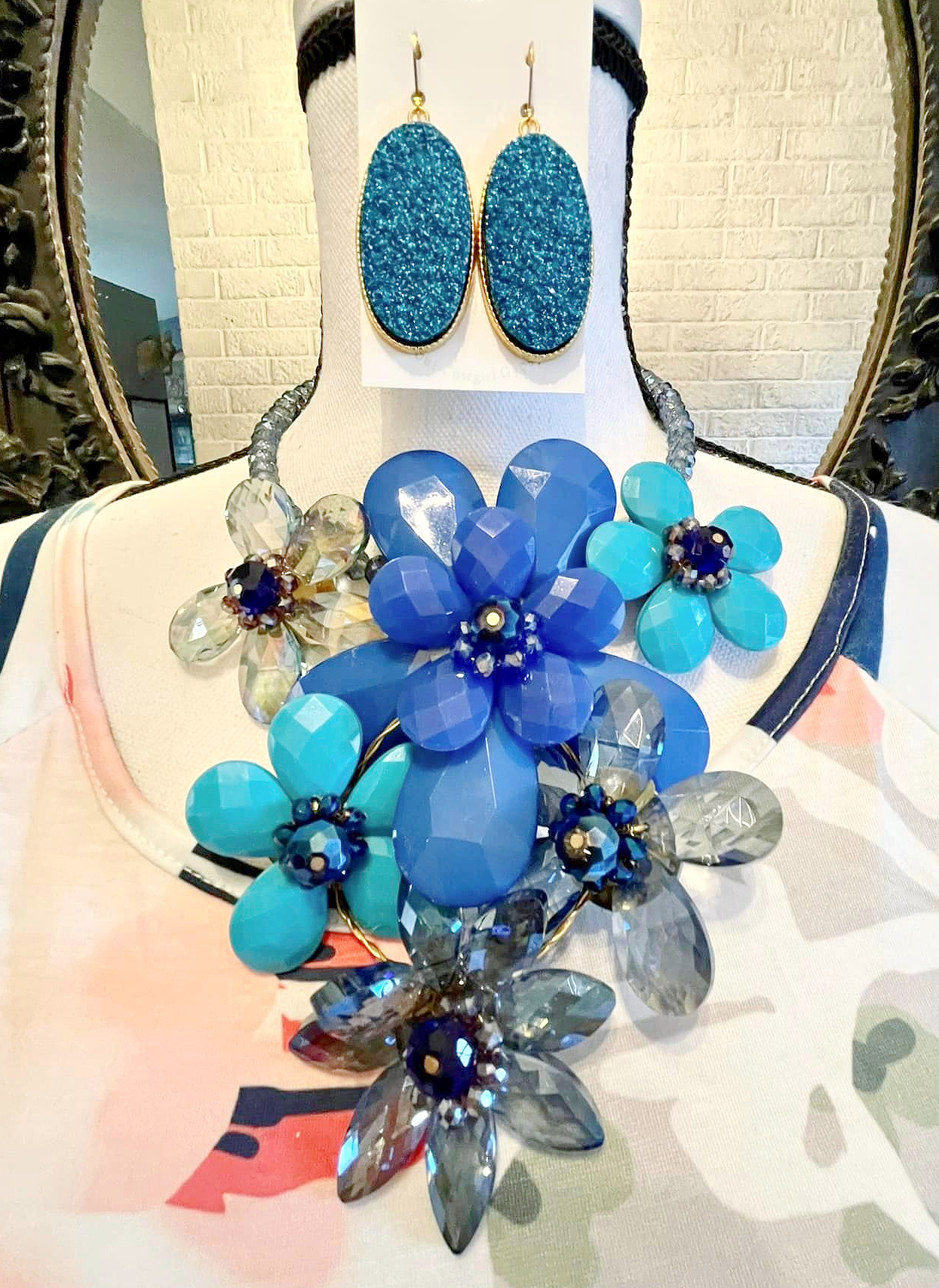 THE BLUE FLOWER NECKLACE Crystal Chain Blue Resin Flower Statement Bib Necklace