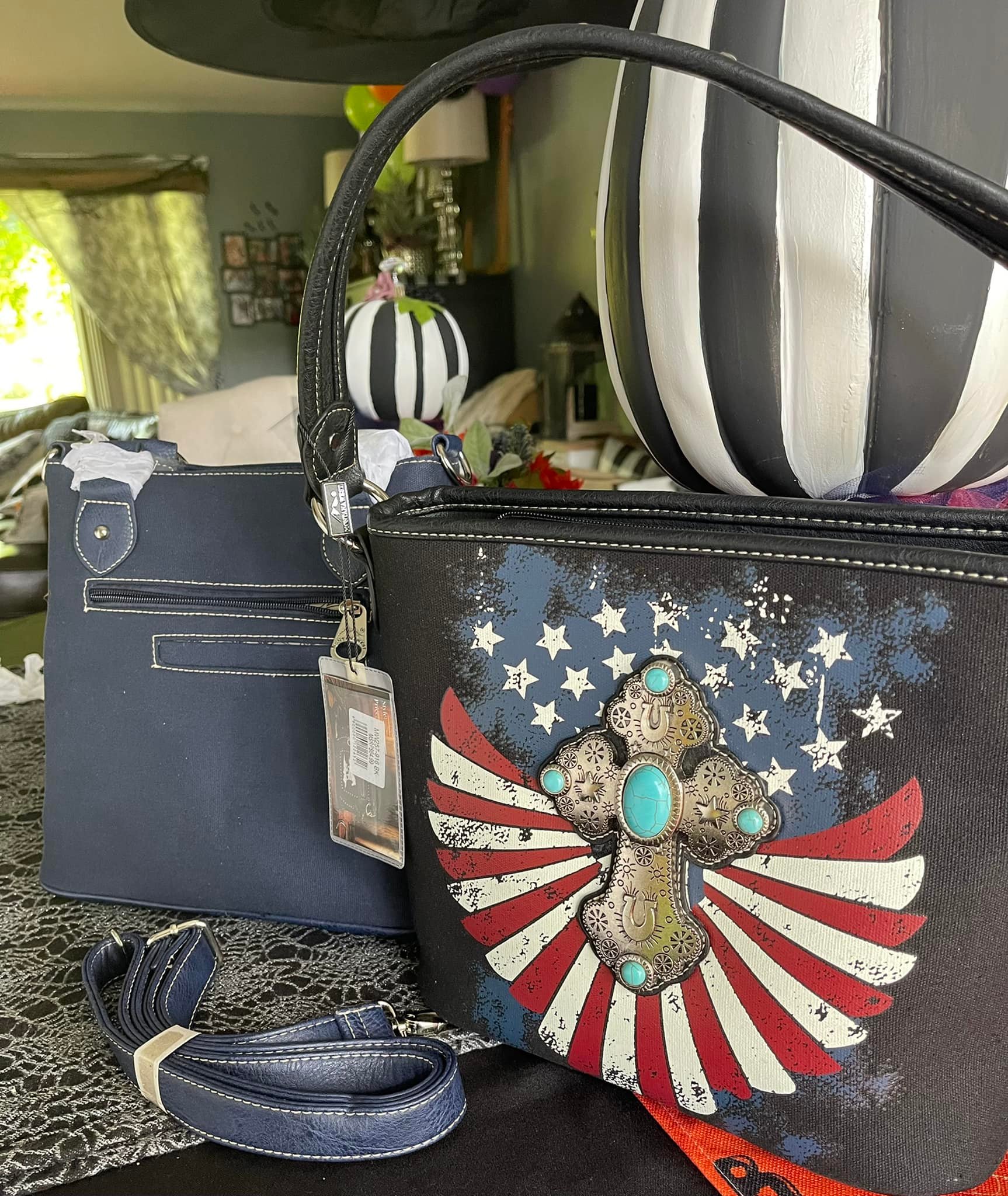 AMERICAN COWGIRL PURSE Montana West Antique Silver Turquoise Cross on Stars N Stripes USA Flag Hobo Western Purse 2 COLORS