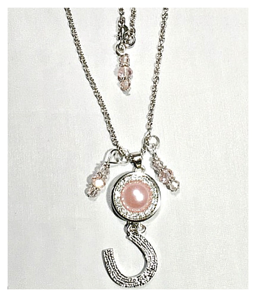 COWGIRL STYLE NECKLACE Silver Horseshoe & Crystal Charms & Pink Pearl Snap Charm Silver Necklace