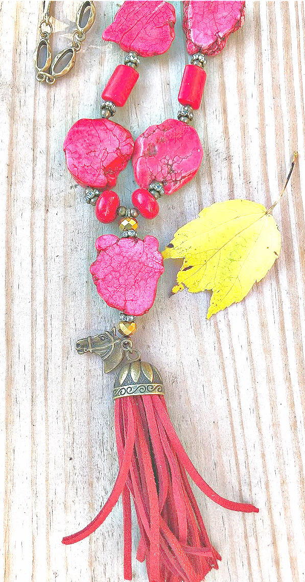 LIVE YOUR DREAM TASSEL NECKLACE Handmade Red Turquoise Rhinestone Beaded Chain Tassel Horse Charm Western Necklace
