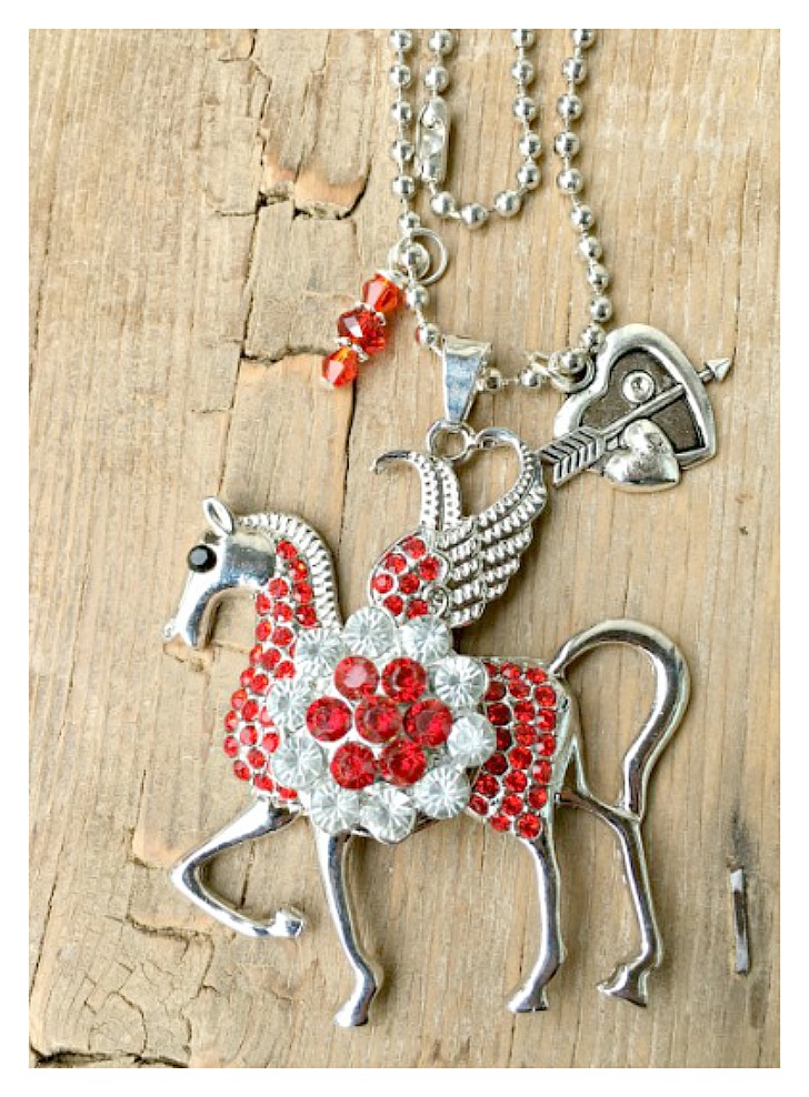 COWGIRL STYLE NECKLACE Red Rhinestone Silver Winged Horse with Red REMOVABLE Crystal Snap Pendant Charm Necklace